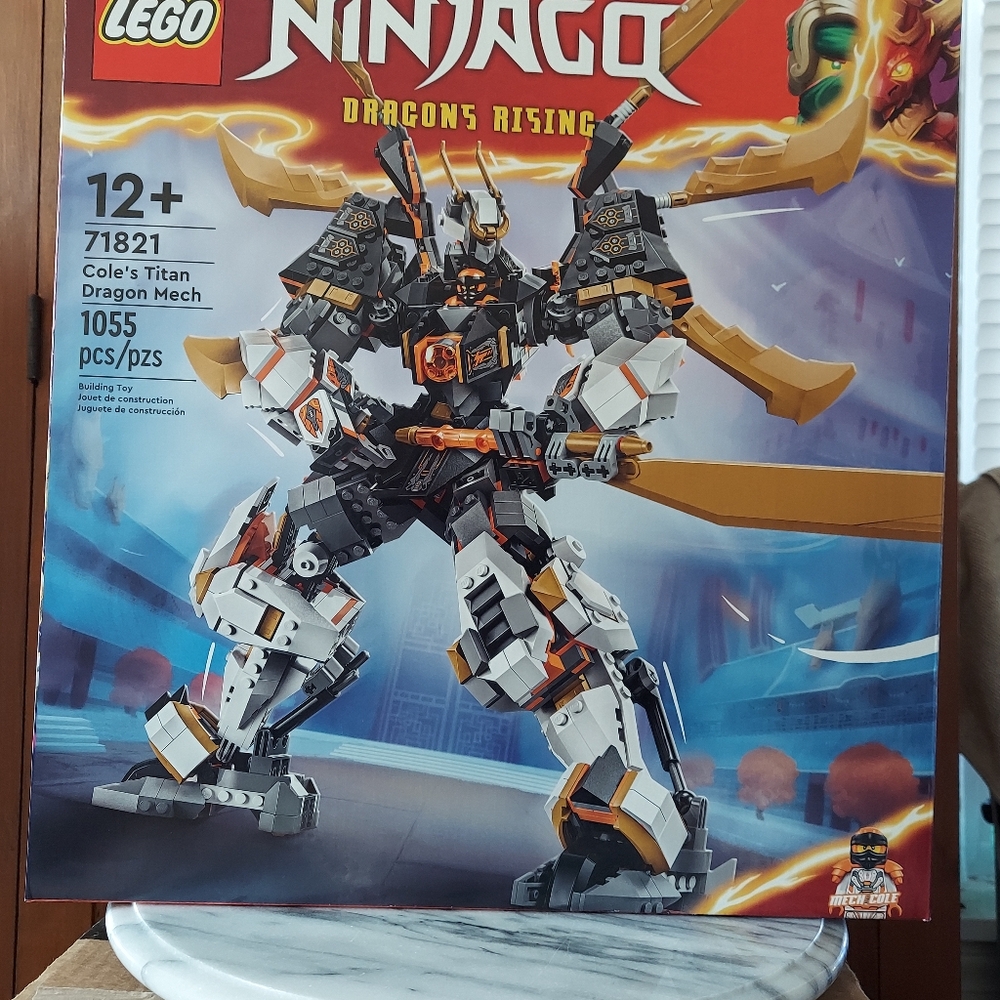LEGO Ninjago Cole's Titan - Picture 4 of 11